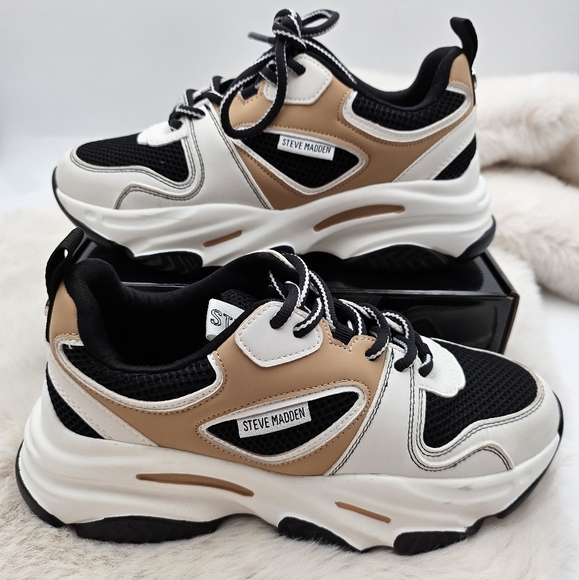 steve madden possession‎ sneakers Black & Tan Chunky Heel Tiktok Viral Size 6.5 - Picture 1 of 9